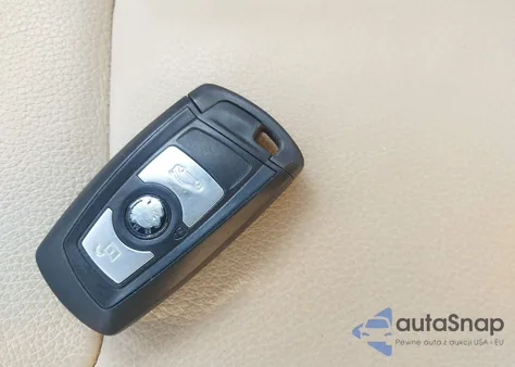 2015 BMW 328I xDrive from USA, damaged, VIN WBA3B5G51FNS20388